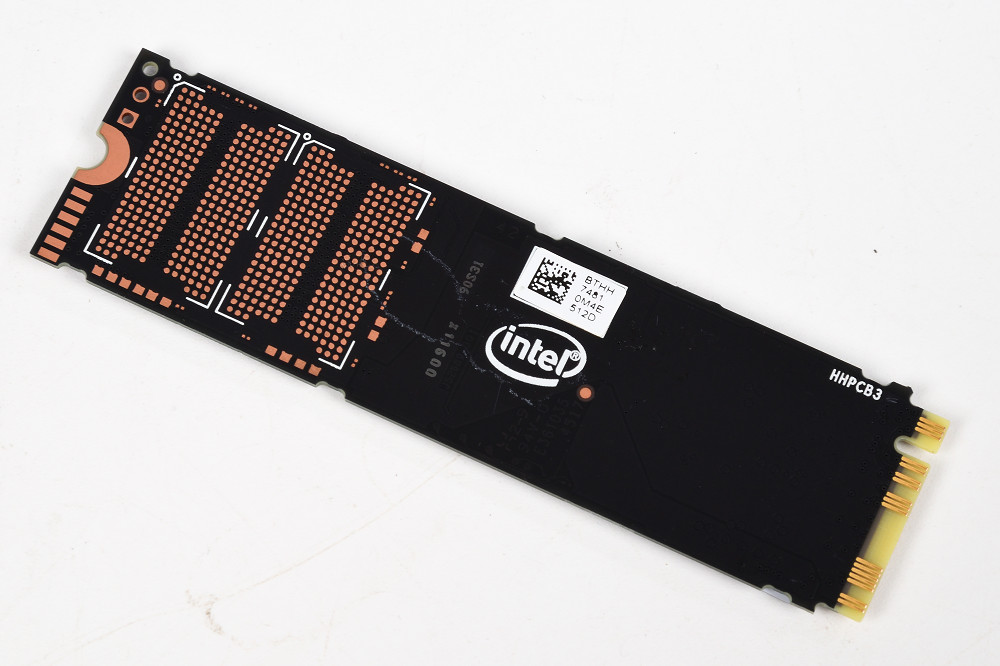 Intel SSD 760p 實測 / 新設計方案加持，讀取速度攻上 3230MB/s [XF]-Intel,SSD 760p,3D NAND