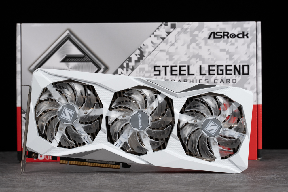 白色系數位迷彩、暢玩2K遊戲| ASRock Radeon RX 7800 XT Steel Legend 