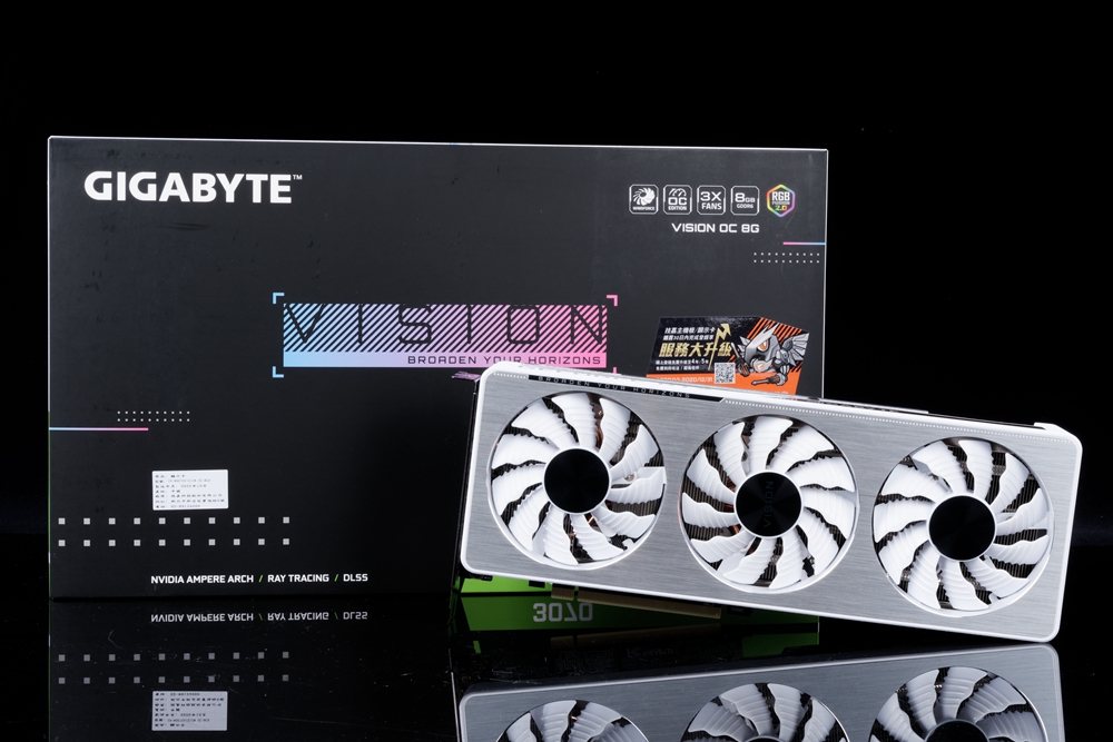 GIGABYTE GeForce RTX 3070 VISION OC 8G unboxing test / mid-to-high 