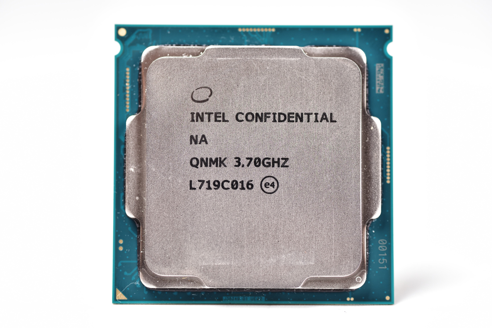 Intel Core i7-8700K 處理器測試報告/ 多核時代六核力戰| XFastest News